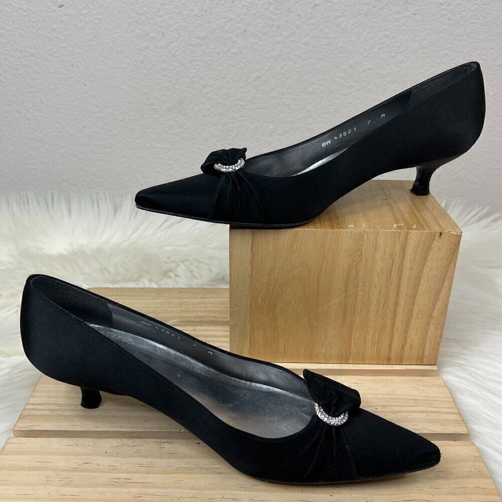 Stuart Weitzman Satin & Rhinestone Bow Black Kitten Heels Pointed Toe Size 7
